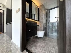 Hyll On Holland (D10), Condominium #585083631